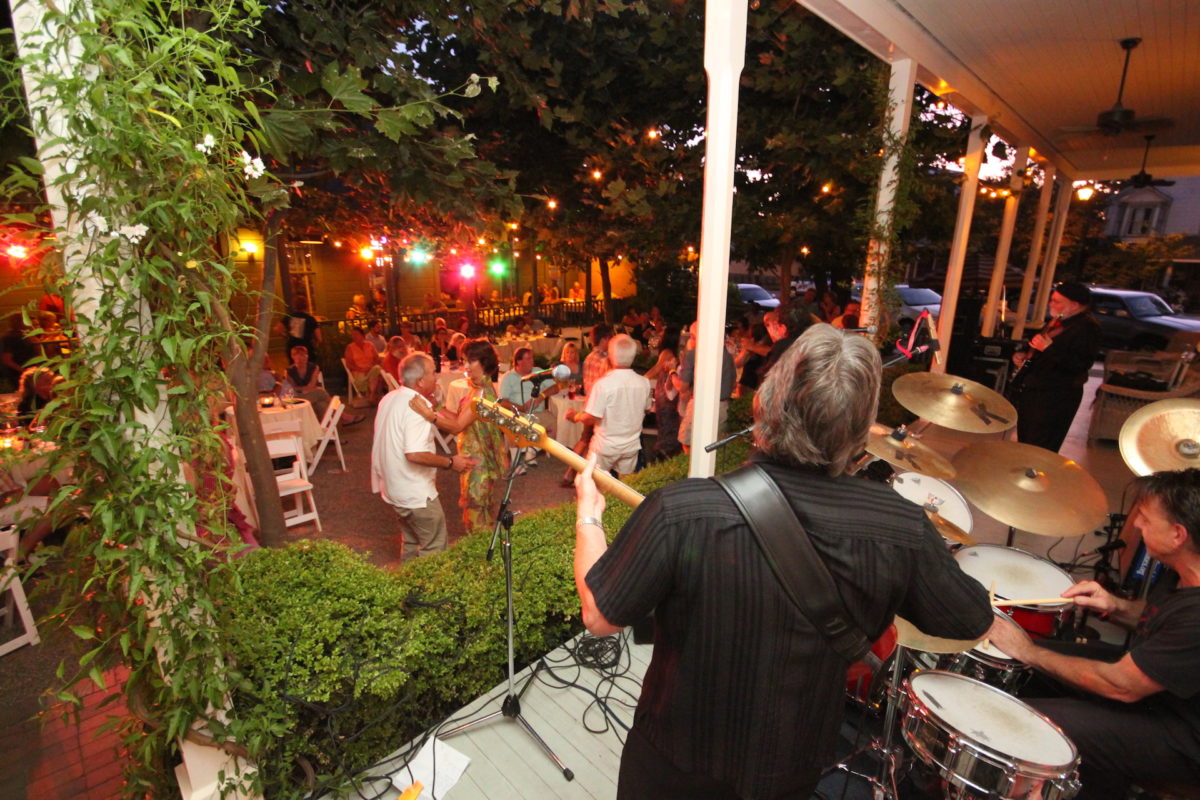 Live music at the Tallman Hotel and Blue Wing Saloon.