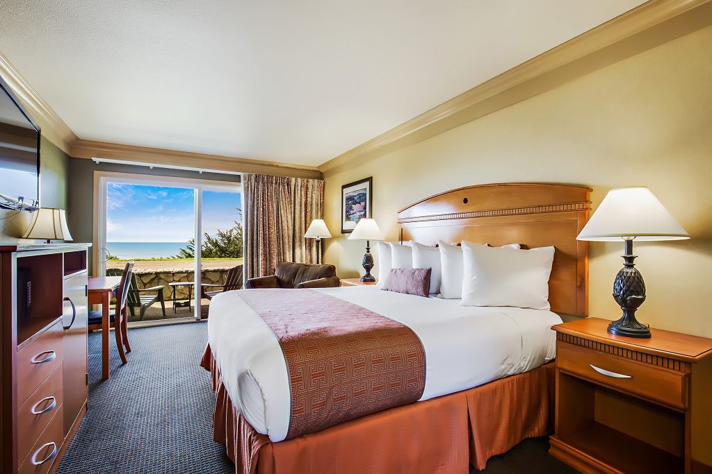 Room at the Beachcomber Motel and Spa
