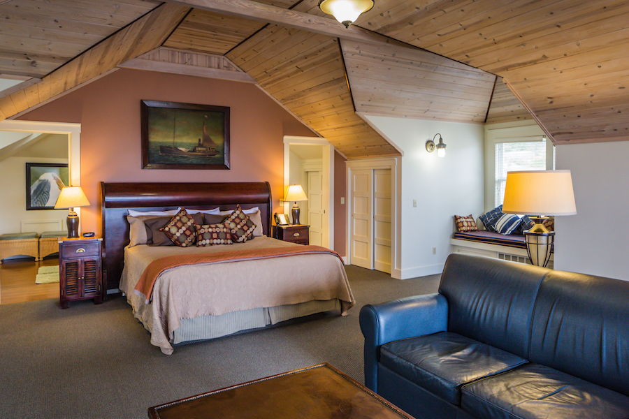 Little River Inn